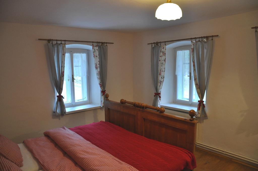 POD SVATOU ANNOU - penzion a kavárna Horní Maršov Habitación foto